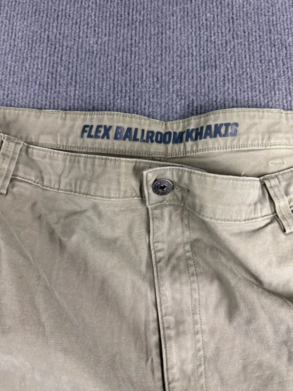 Duluth Trading Flex Ballroom Khaki Shorts Mens Size 48 Beige